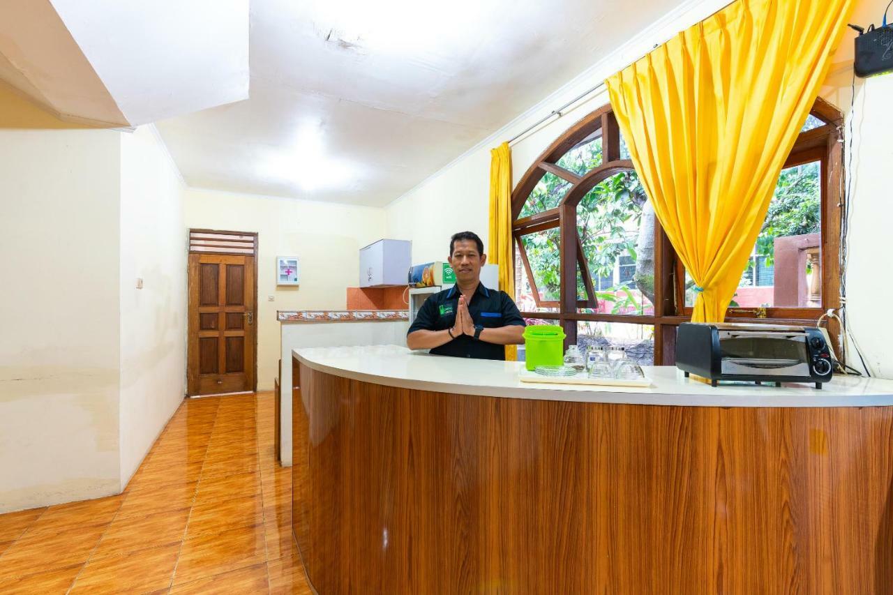 Reddoorz Hostel @ Dago 2 Бандунг Экстерьер фото